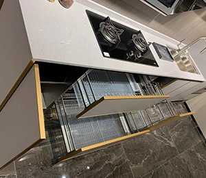 Bán tủ bếp có độ bóng cao với cửa tủ bếp bằng kính