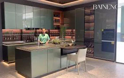 Tại sao nên chọn tủ bếp inox